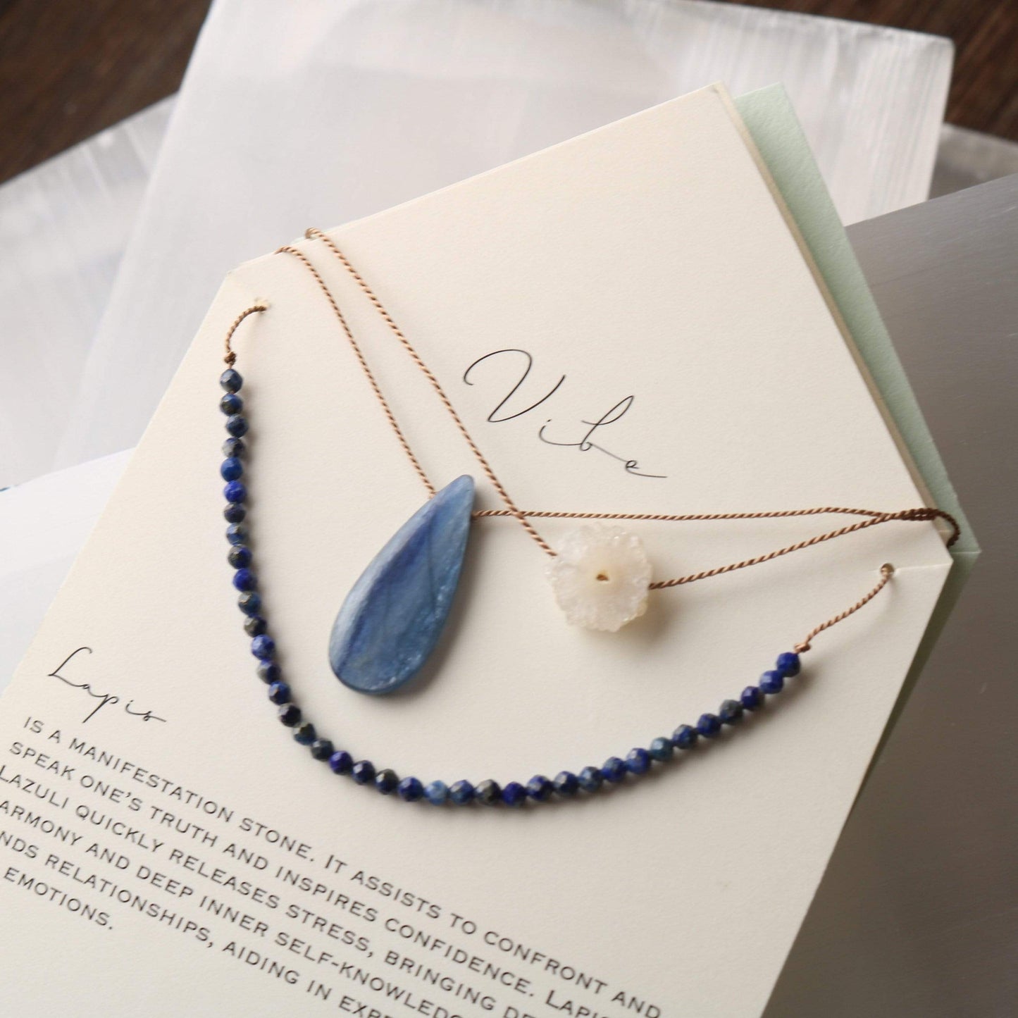 KYANITE Vibe Necklace