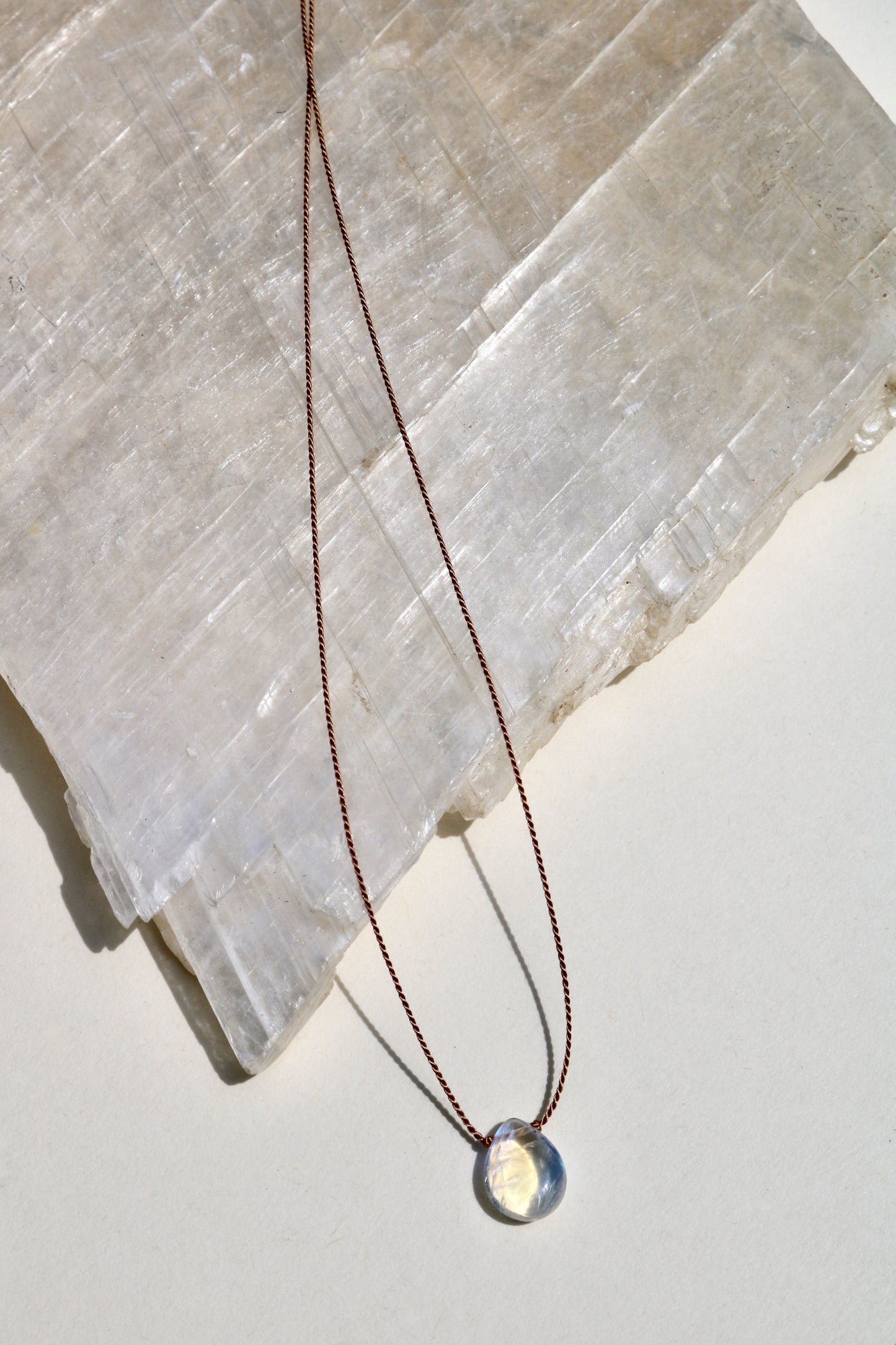 Rainbow Moonstone, Drop