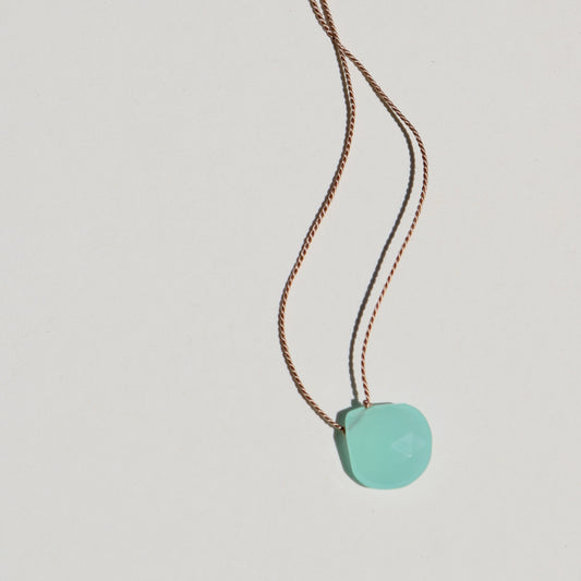 Chalcedony, Drop
