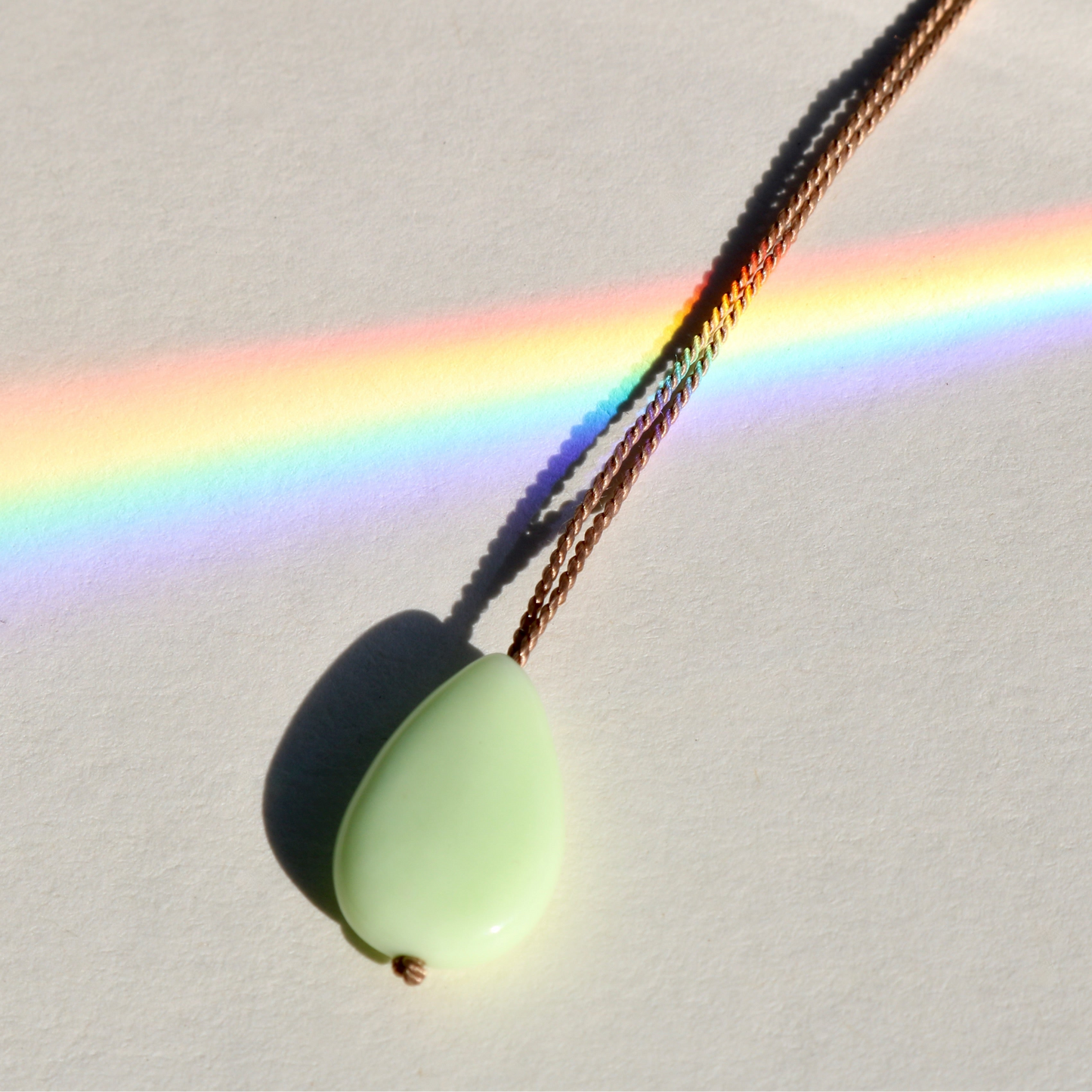 Citron Magnesite, Drop