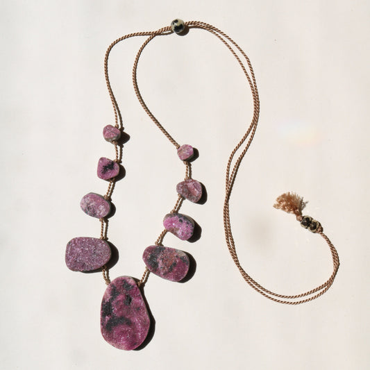 COBALTO CALCITE UNFOLDING No.0210 Vibe Necklaces
