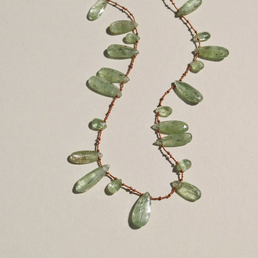 Green Kyanite, Long Drops