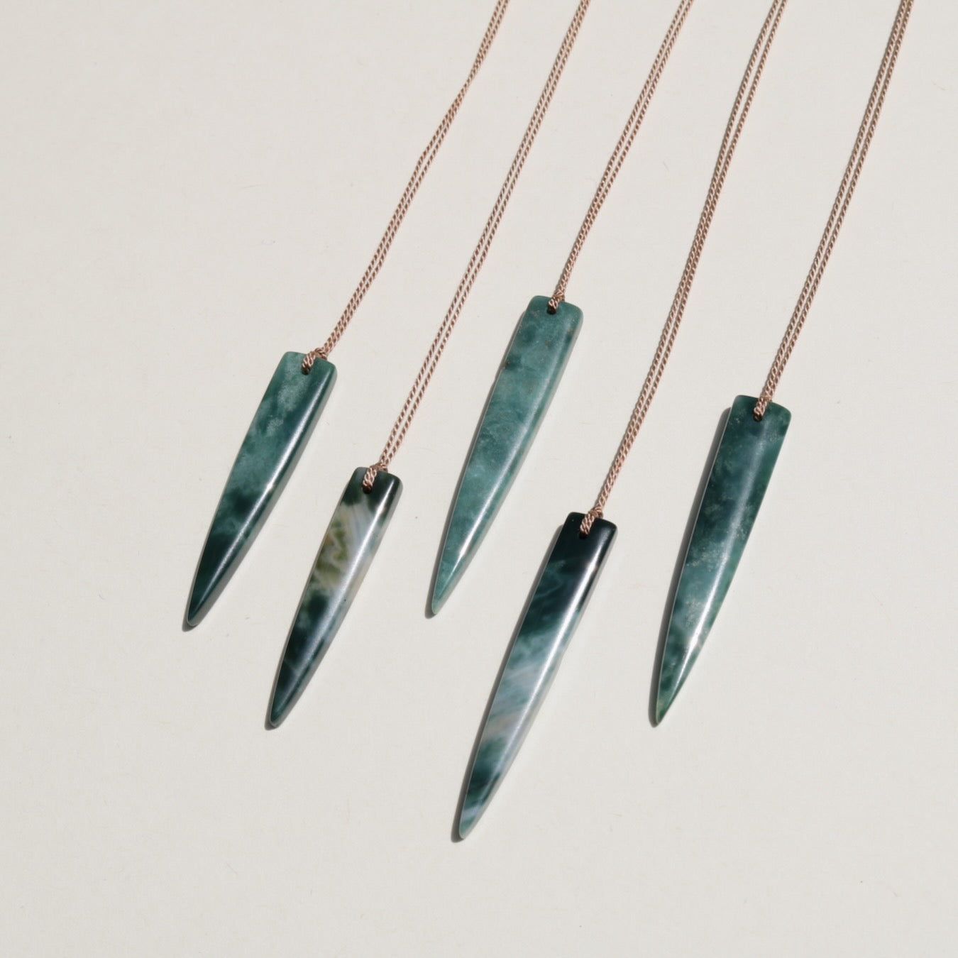 Jade, Ray
