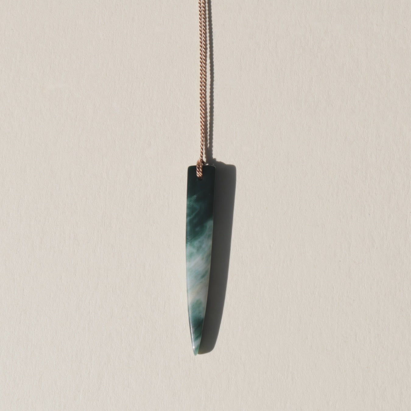 Jade, Ray