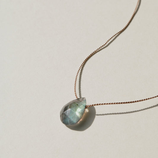 Labradorite, Drop