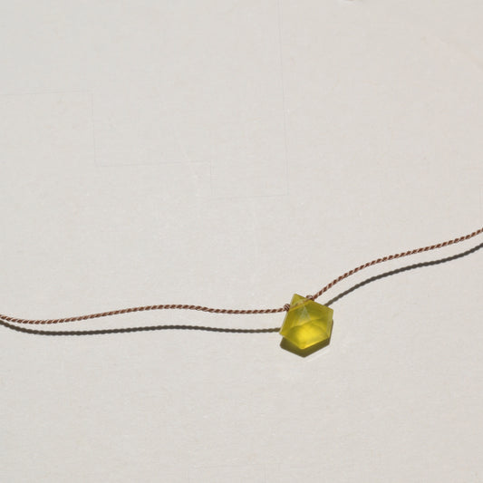 Olive Quartz, Pentagon