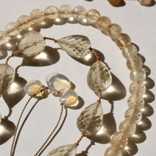 OPAL 3 STONE UNFOLDING No.0301 Vibe Necklaces