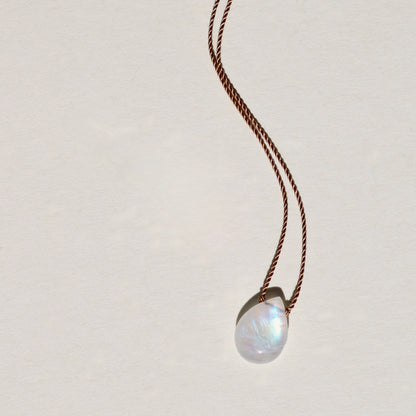 Rainbow Moonstone, Drop