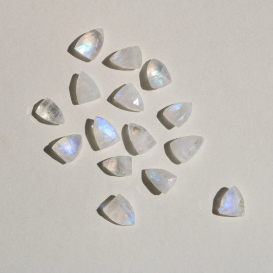 RAINBOW MOONSTONE FLARE Vibe Necklaces