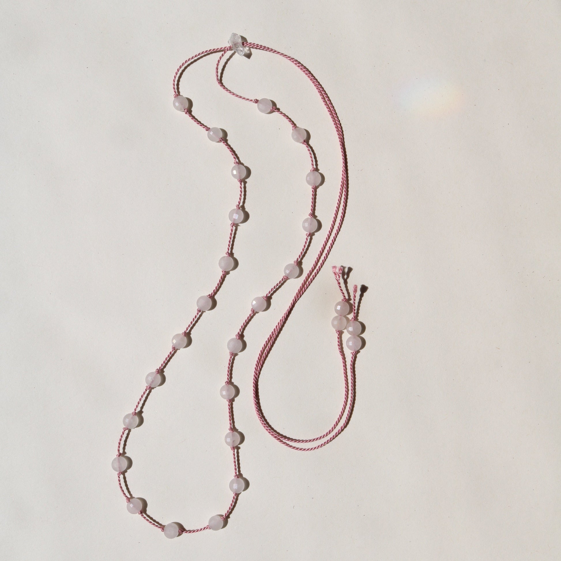ROSE QUARTZ UNFOLDING No.0203 Vibe Necklaces