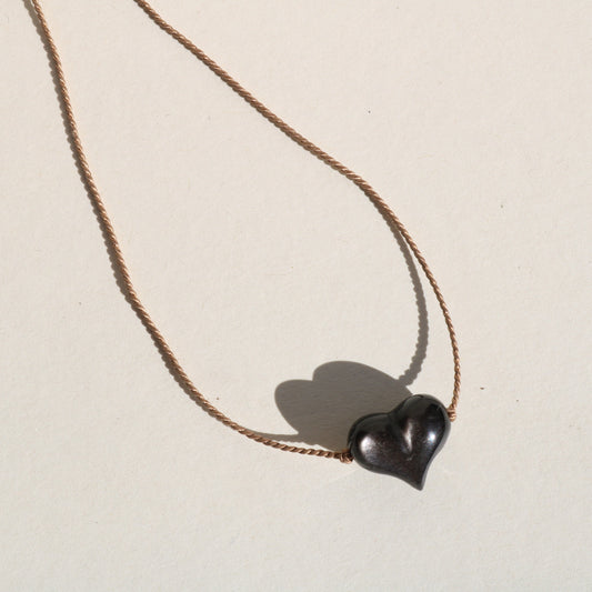 SILVER SHEEN OBSIDIAN HEART NECKLACE Vibe Necklaces