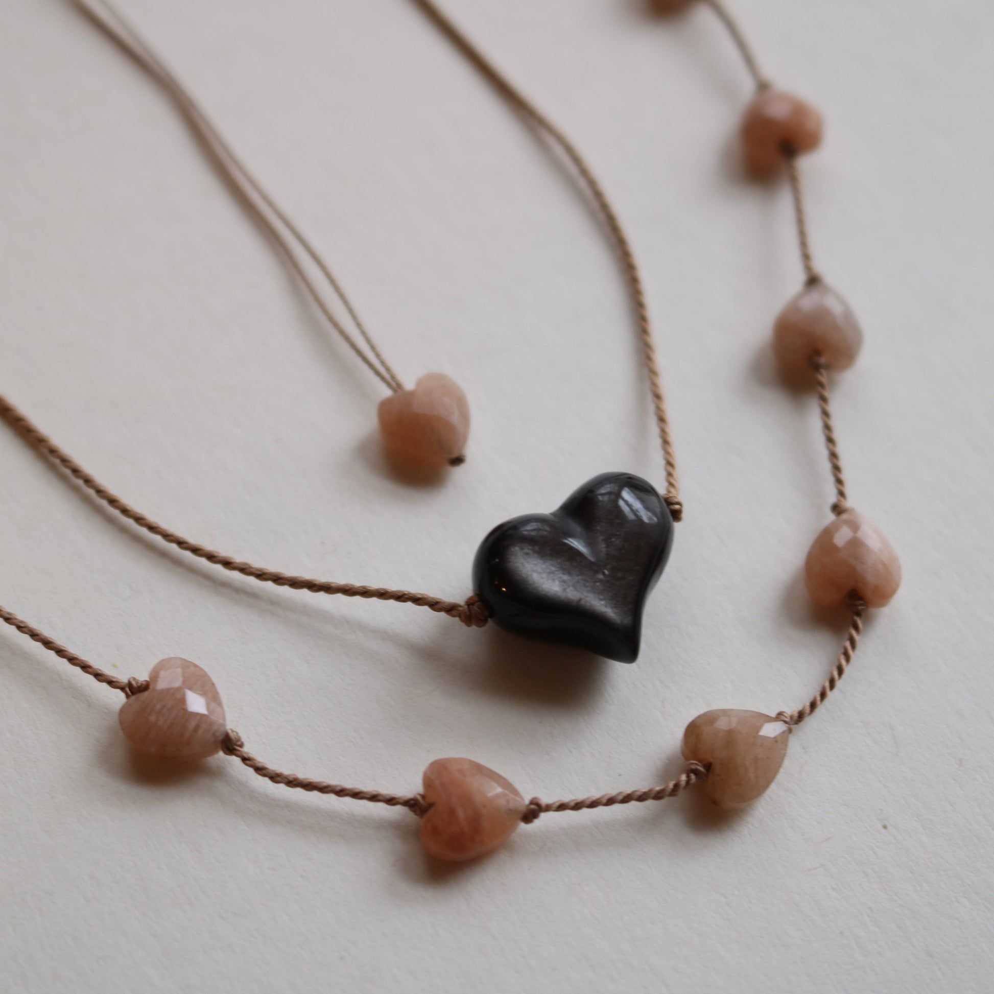 SILVER SHEEN OBSIDIAN HEART NECKLACE Vibe Necklaces