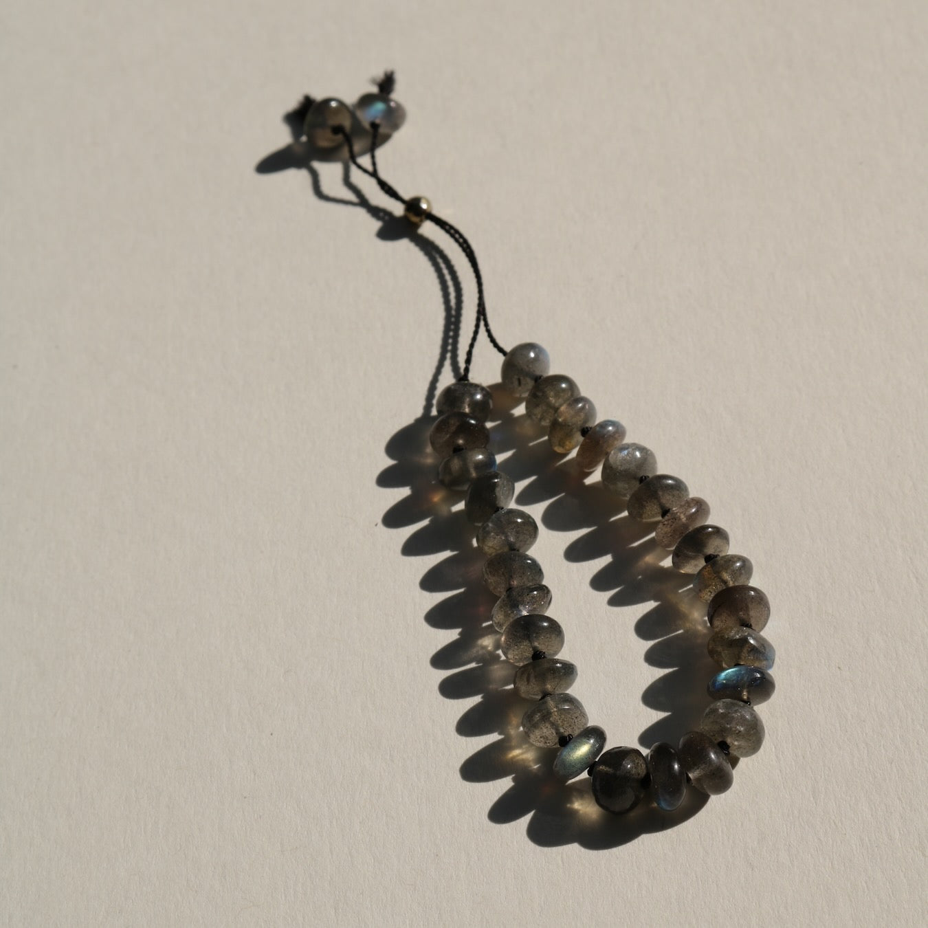 Labradorite, Pebbles Bracelet (black silk)