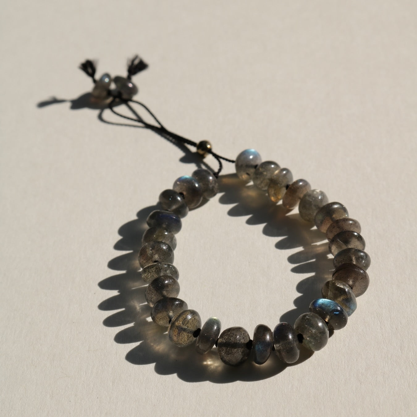 Labradorite, Pebbles Bracelet (black silk)