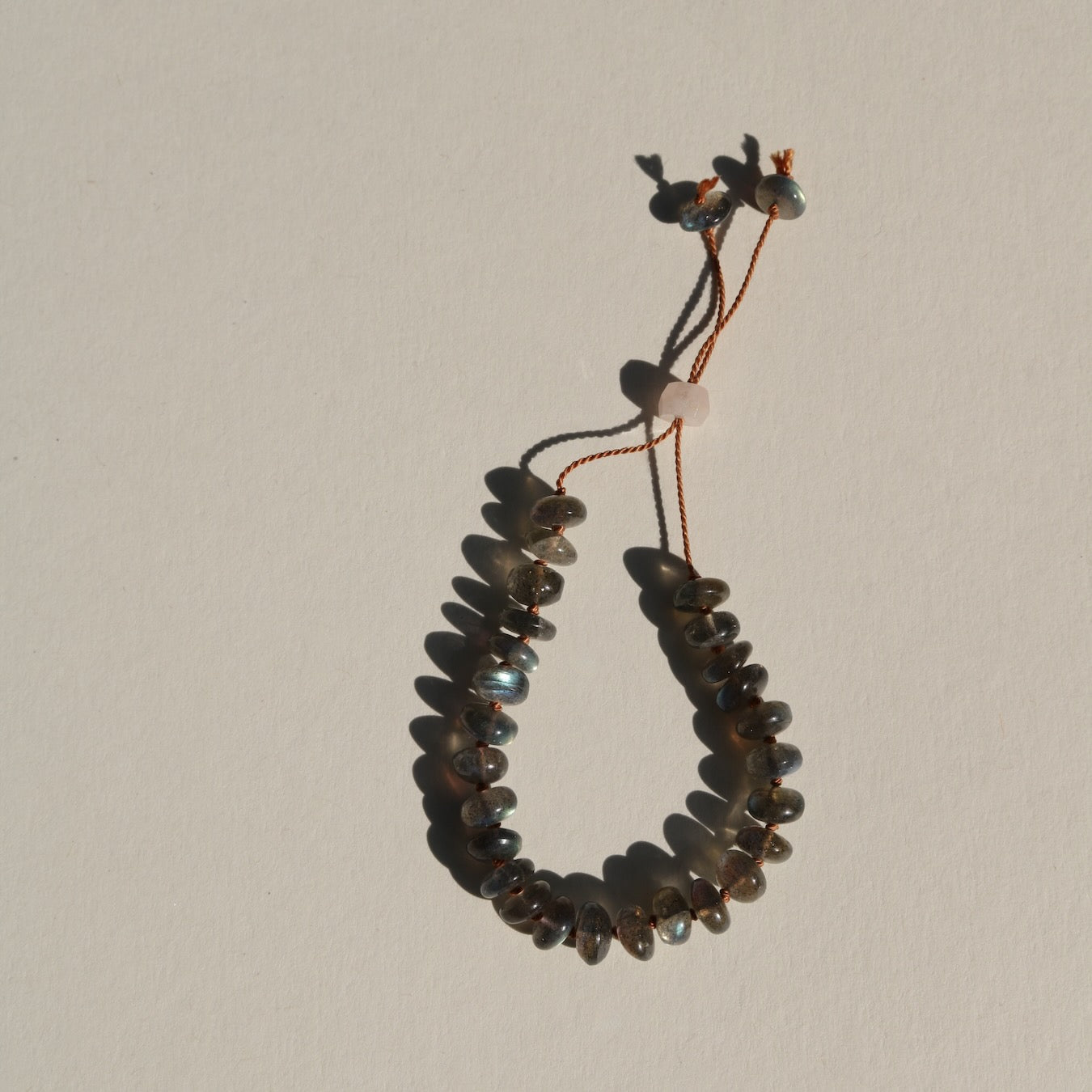 Labradorite, Pebbles Bracelet (terra silk)