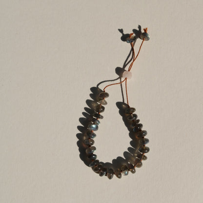 Labradorite, Pebbles Bracelet (terra silk)